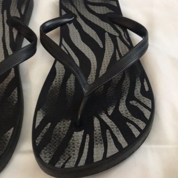 ⚡️FINAL PRICE⚡️ Old Navy Sandals - Picture 16 of 16